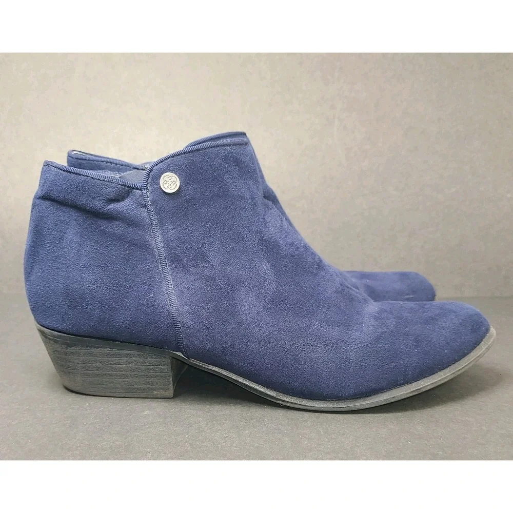 Daisy Fuentes Blue Faux Suede Ankle Boots Women's Size 8M Low Heel Booties